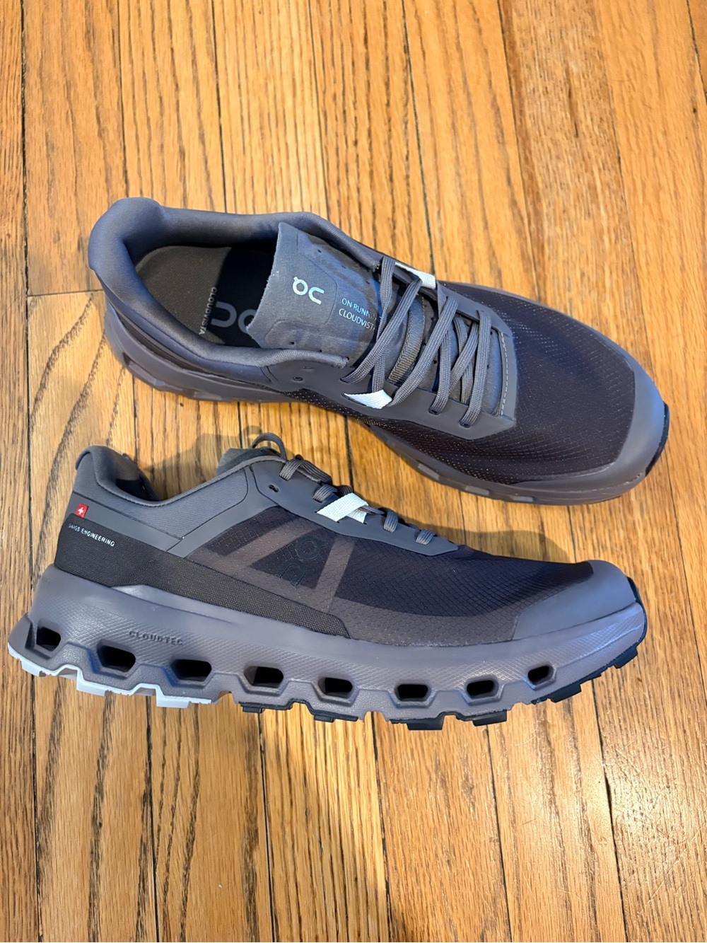 NWOT On Running Men's Cloudvista Trail Shoes - Slate Gray